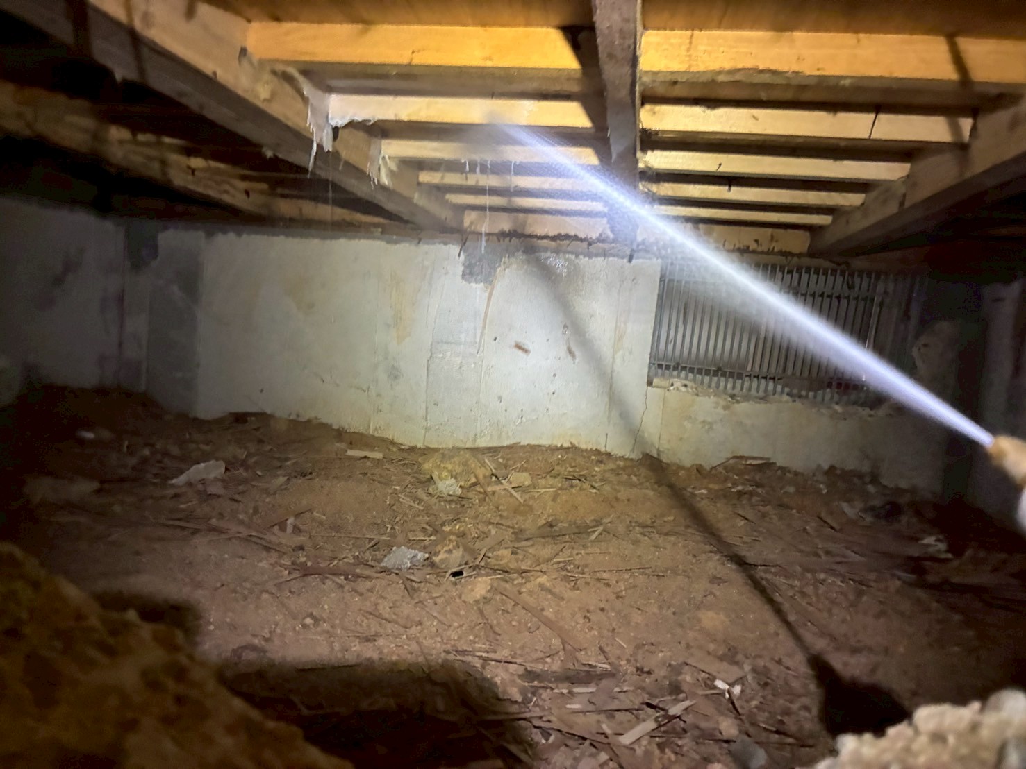 奈良県生駒市小倉寺町のご住宅にてシロアリ駆除工事 施工後