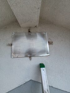 奈良市四条大路のご住宅にてハチ駆除および侵入口塞ぎ工事 施工後